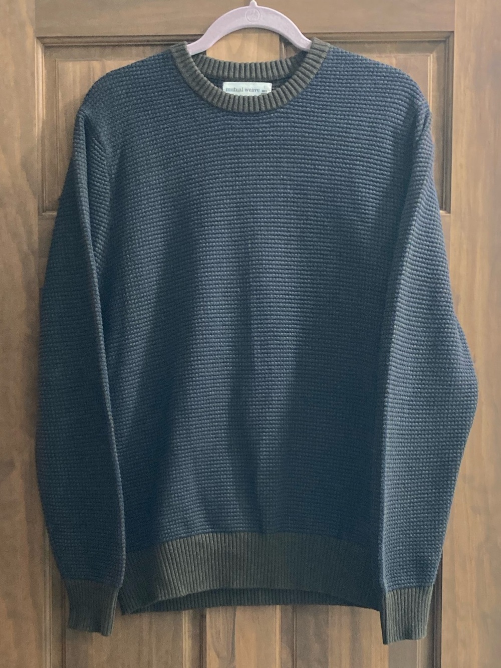 Mutual Weave Navy Blue & Olive Green Sweater Large